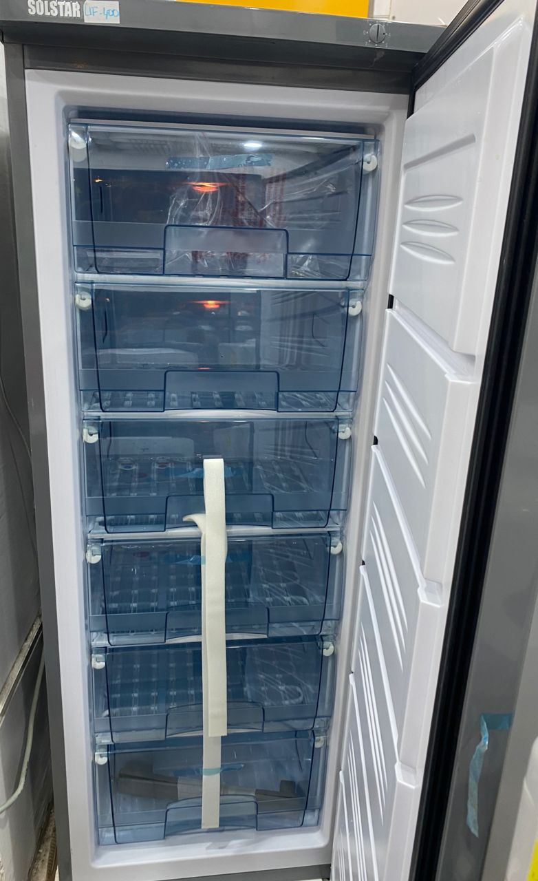 Congélateur Vertical SOLSTAR UF2400SS – 6 Tiroirs -161L – A+ – SILVER