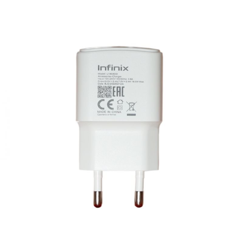 Adaptateur secteur Infinix 18 W blanc photographié à plat, code modèle U180XED et marquages CE lisibles
