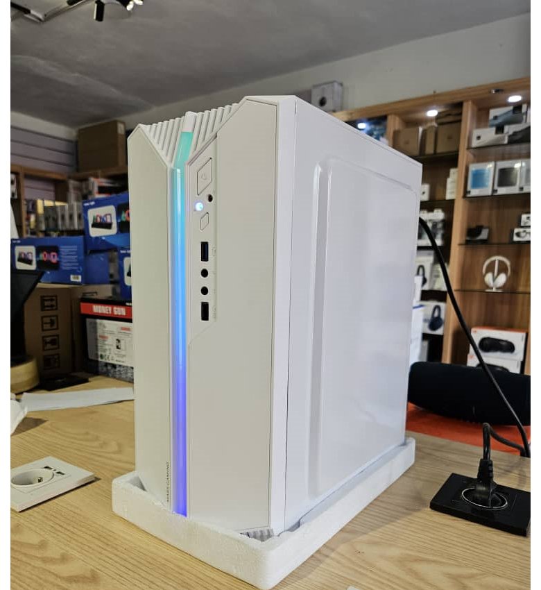 Unité centrale Gaming (UC Gaming) - PC Gaming - Core i7 - 32GB RAM /500 GB SSD - Graphique NVIDIA RTX DUAL 3050 8GB - Watercooling - 000161#